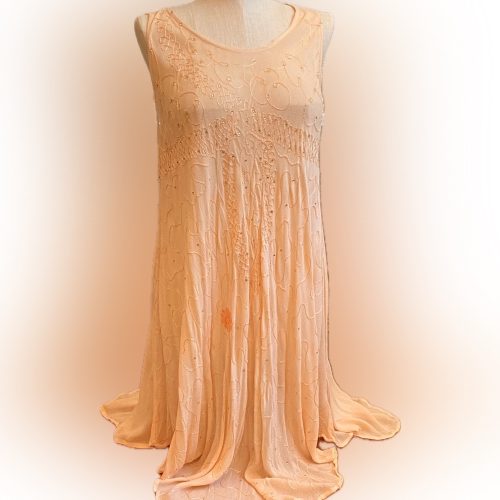 Sleeveless Peach Dress with embroidery & rhinestones Flowing hem ONE SIZE Beauty